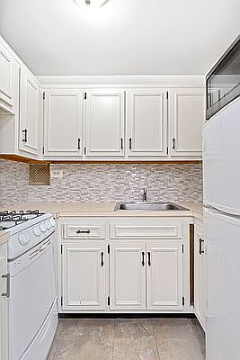 1st image of 165 Christopher St APT 1H