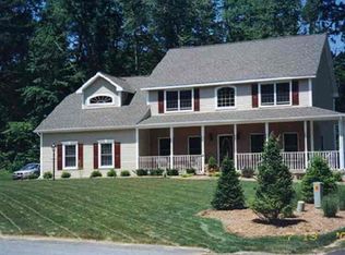 22 Birch Hill Rd, Clifton Park, NY 12065