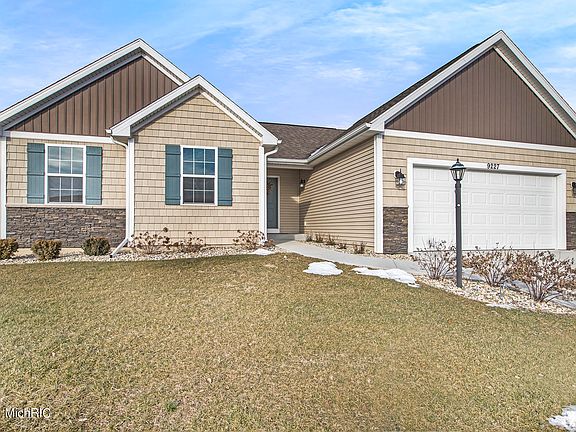 2nd image of 9227 Cottage Bnd #30