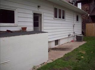 518 16th Ave SW, Minot, ND 58701