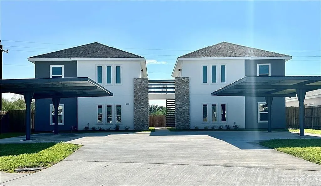 3 bed, 2.0 bath, 4212 sqft, $1,250 — Photo 1