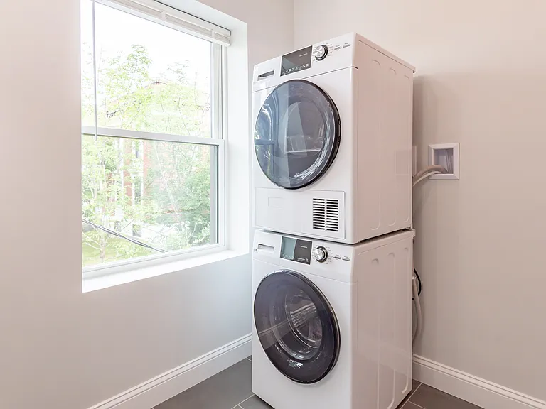 146 Main St #204 — Photo 10