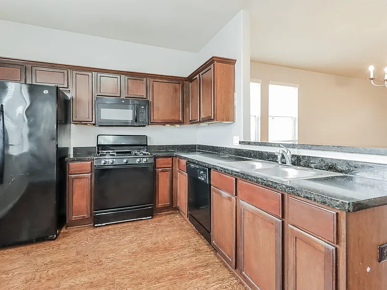 9446 Green Mills Dr — Photo 9