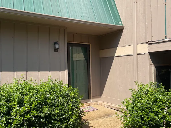 2225 Golf Rd SW APT 320, Huntsville, AL 35802