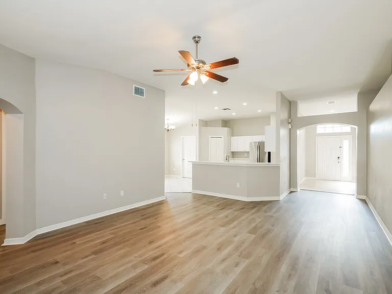 19616 Wyndmill Cir — Photo 3