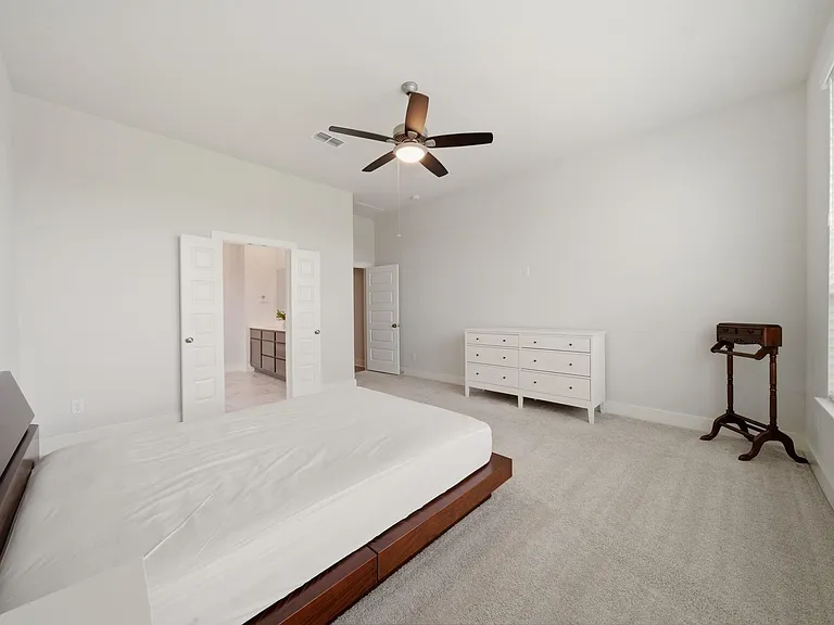 26307 Camden Canyon Ave — Photo 18