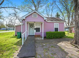 608 E 4th St, Sweeny, TX 77480