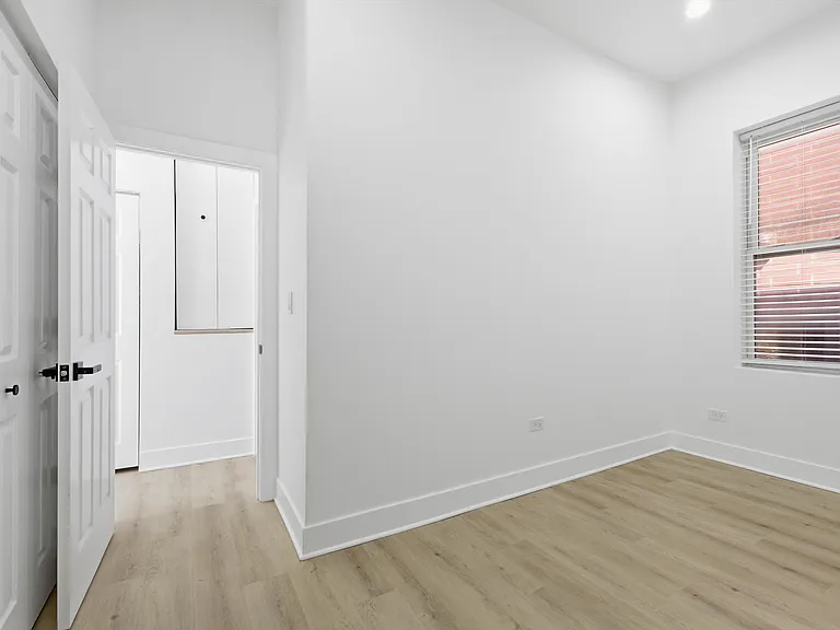 1838 N Damen Ave #3F — Photo 10