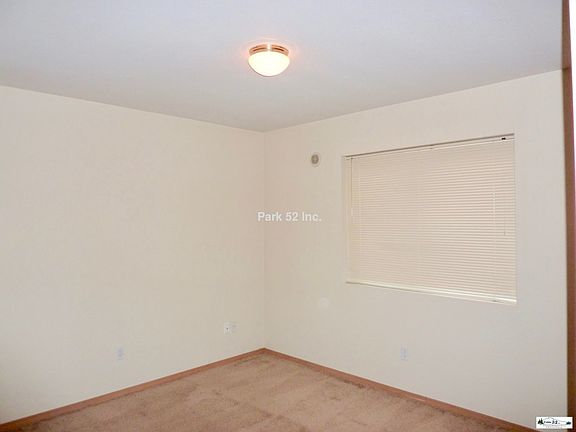 5th image of 8403 Locust Ave E