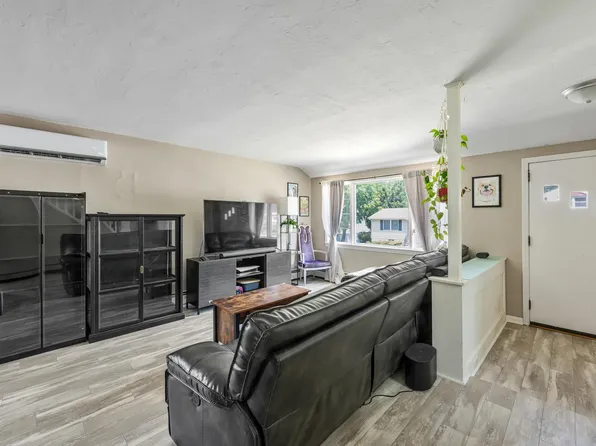 174 Phelps Ave, Bergenfield, NJ 07621