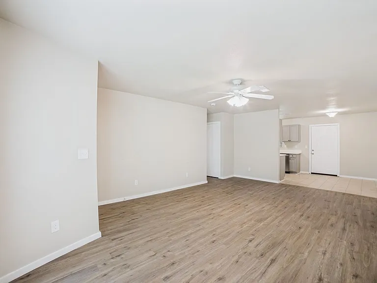 10506 Bounty Dr — Photo 7