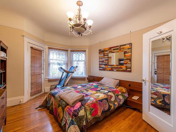 5th image of 1300 4th Ave