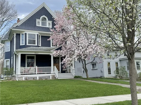 15 2nd St, Geneseo, NY 14454
