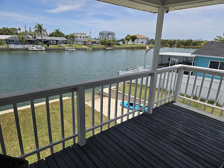 3393 Poinsettia Dr — Photo 3