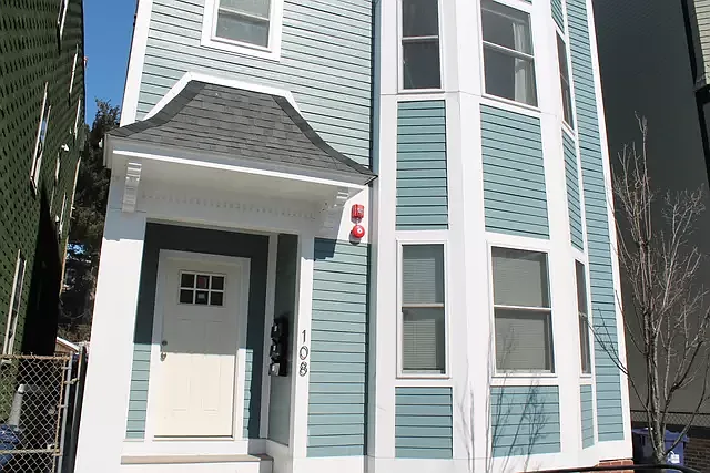 108 Marine Rd #1 — Photo 1