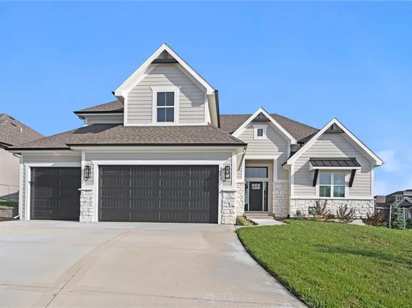 9842 NE 104th Ter, Kansas City, MO 64157