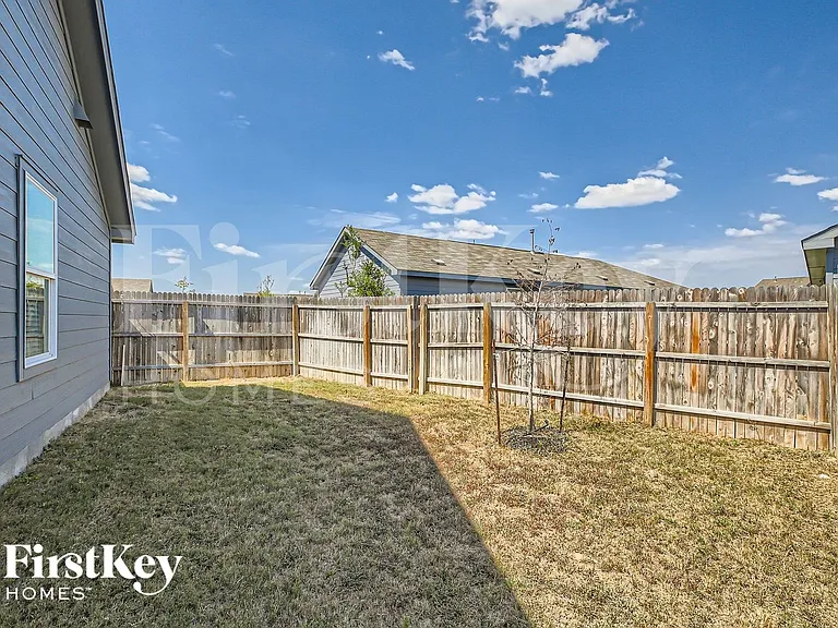 13835 Llama Pl — Photo 27