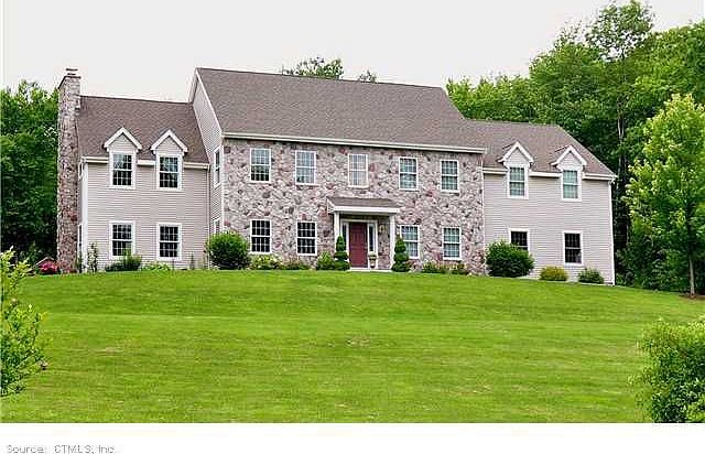 1st image of 20 Barberry Dr