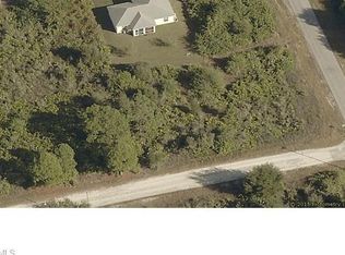 2900 2nd St W, Lehigh Acres, FL 33971