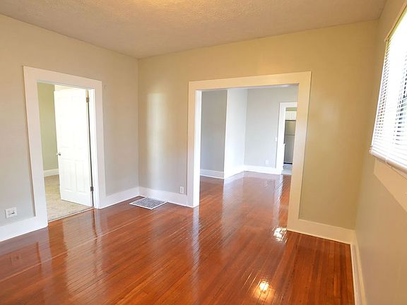 2nd image of 4049 Byram Ave