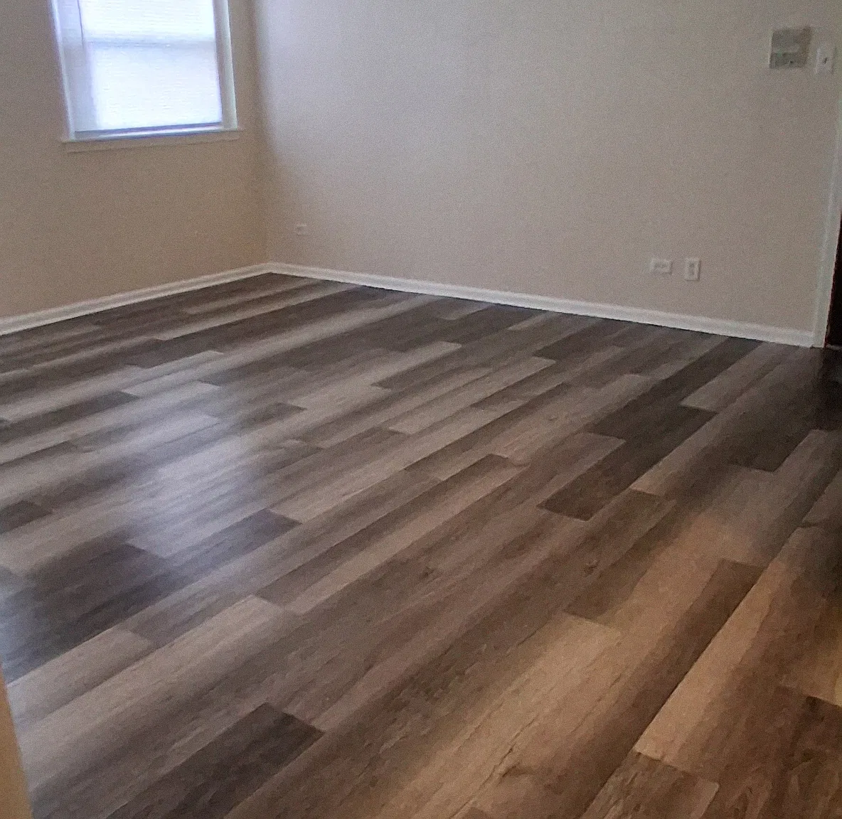 2 bed, 975 sqft, $1,695 — Photo 2