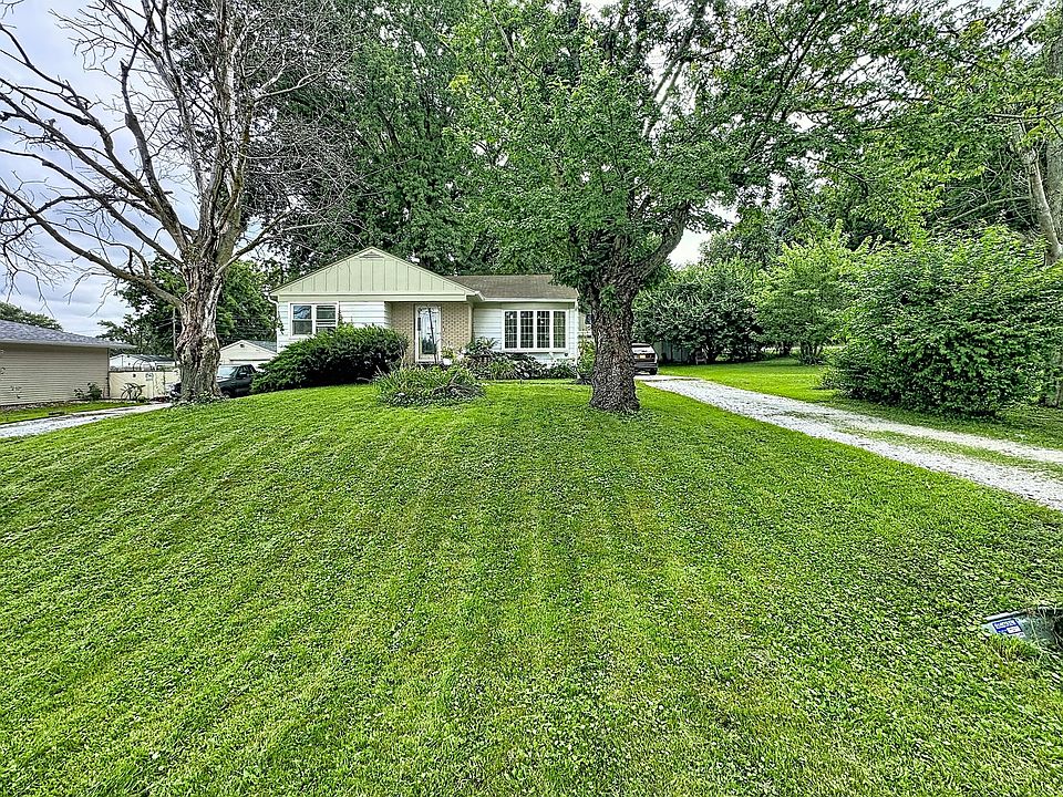 1st image of 245 Mansur Ave