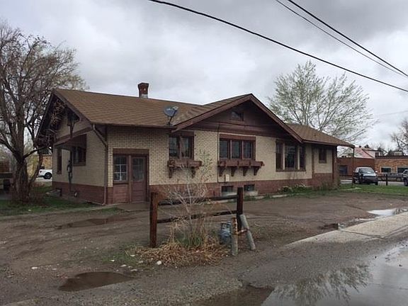 3rd image of 116 N 5th St E