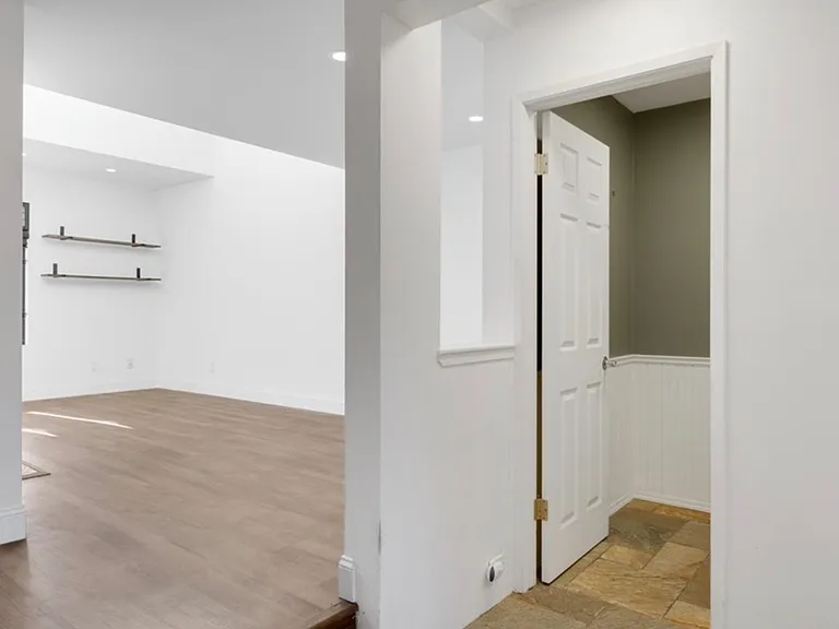 1623 Ramona Ave — Photo 7