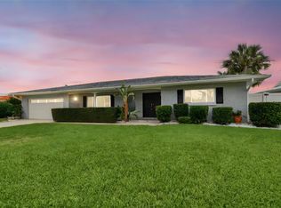 3938 Versailles Dr, Rocky Point, FL 33634