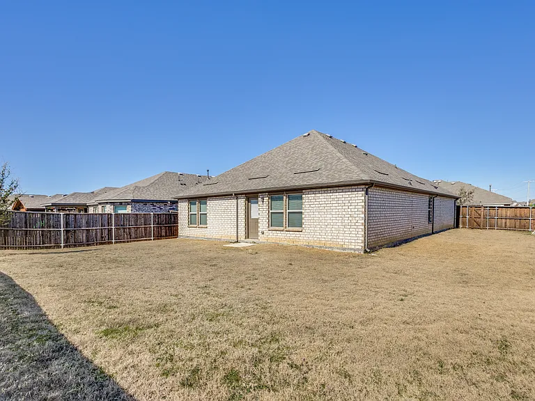 6020 Halton Dr — Photo 25