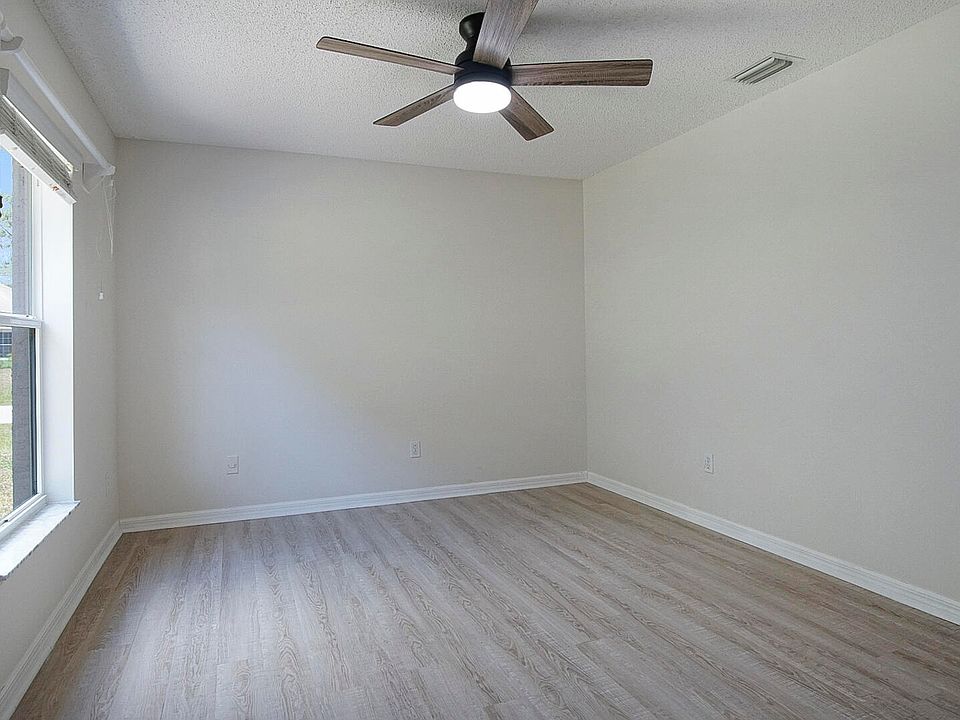 1st image of 1592 SW Dow Lane