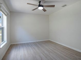 1592 SW Dow Ln, Port Saint Lucie, FL 34953