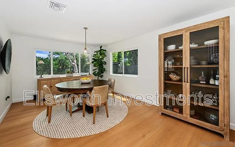 1225 Fallbrook Ct — Photo 6