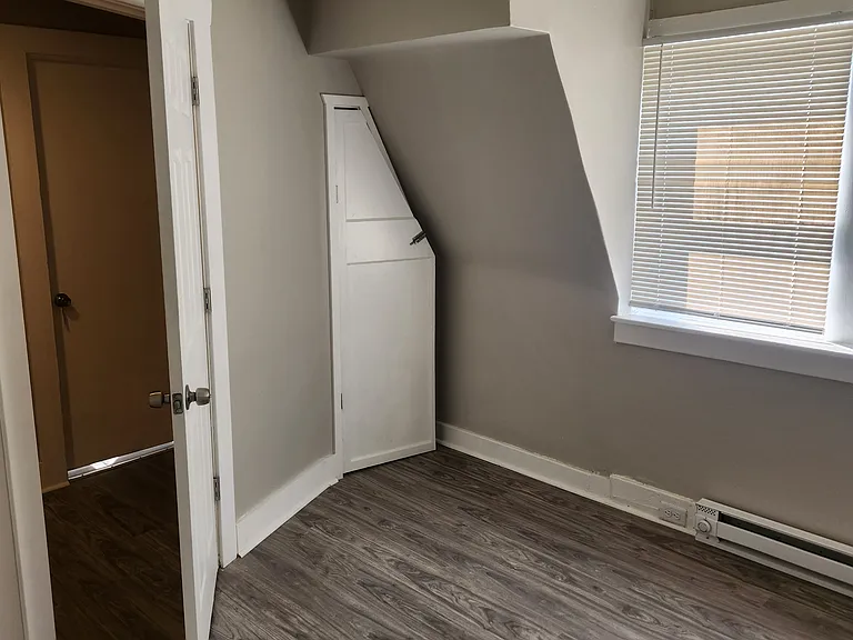 1103 Mifflin St #4 — Photo 26
