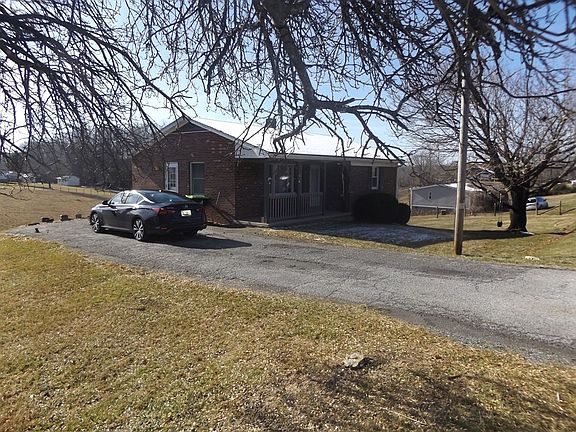 2nd image of 271 Sunrise Dr