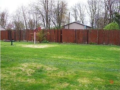2nd image of 1944 N Log Cabin Dr
