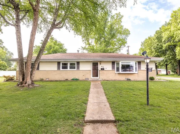414 Bel Air Dr, Mascoutah, IL 62258