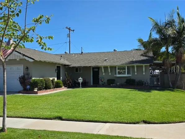 7100 El Rey Dr, Buena Park, CA 90620