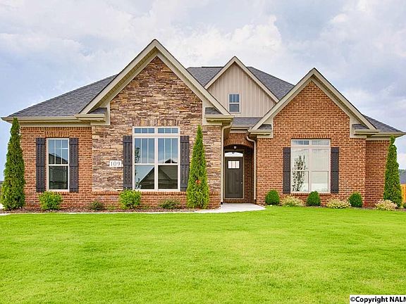 2nd image of 109 Allen Cove Dr