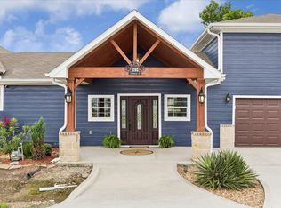 9203 Avenue G, Liverpool, TX 77577