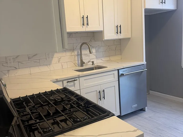 230 Princeton Ave #1 — Photo 7