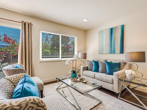 4th image of 5520-5522 Thureson Way