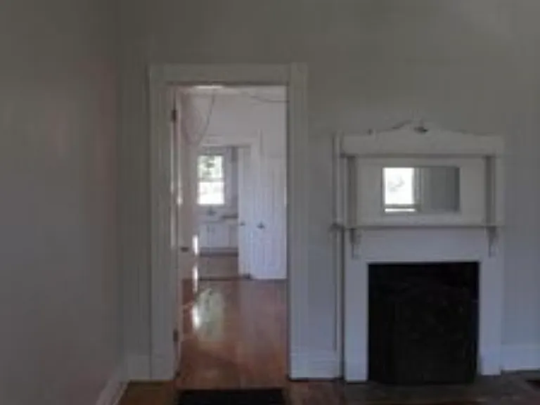 907 Lydia St — Photo 18