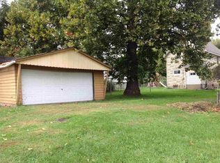 731 1st Ave, Clinton, IA 52732
