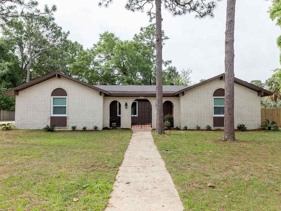 1st image of 7965 Lancelot Dr
