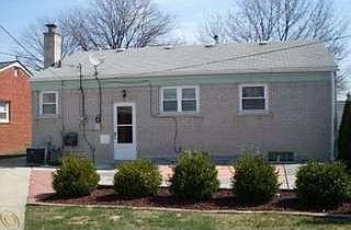 2nd image of 15118 Cameron St