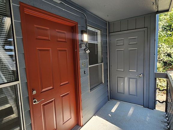 3rd image of 500 N National Ave #43