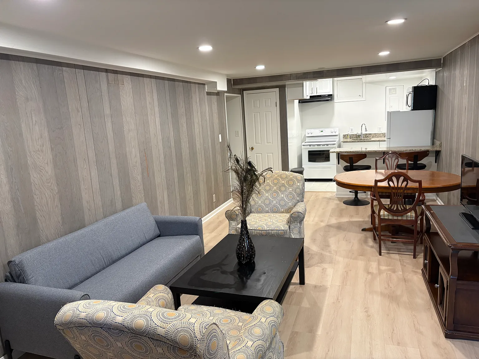 Groton Rd, Bethesda — Photo 1