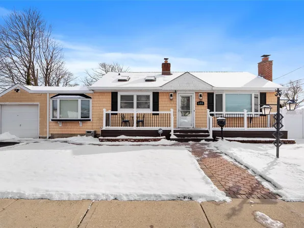 600 Arlington Road, West Babylon, NY 11704