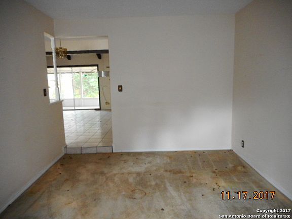4th image of 7419 Stonehouse Dr
